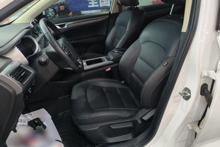GEELY Emgrand GL 2018 #15 GEELY Emgrand GL 2018 car image #15