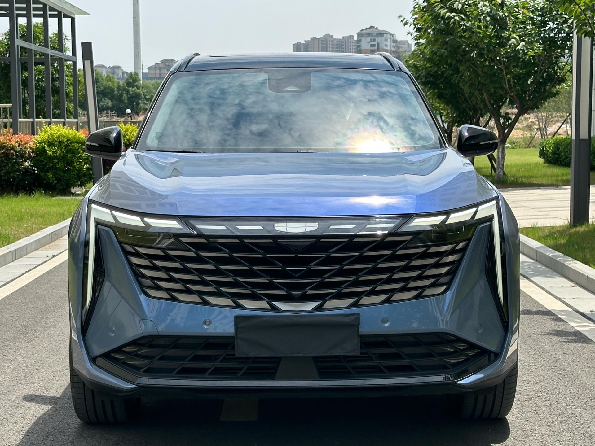 GEELY Boyue L 2024 car image #2