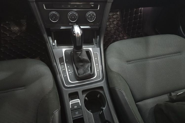 Volkswagen Golf 2018 #14 Volkswagen Golf 2018 car image #14