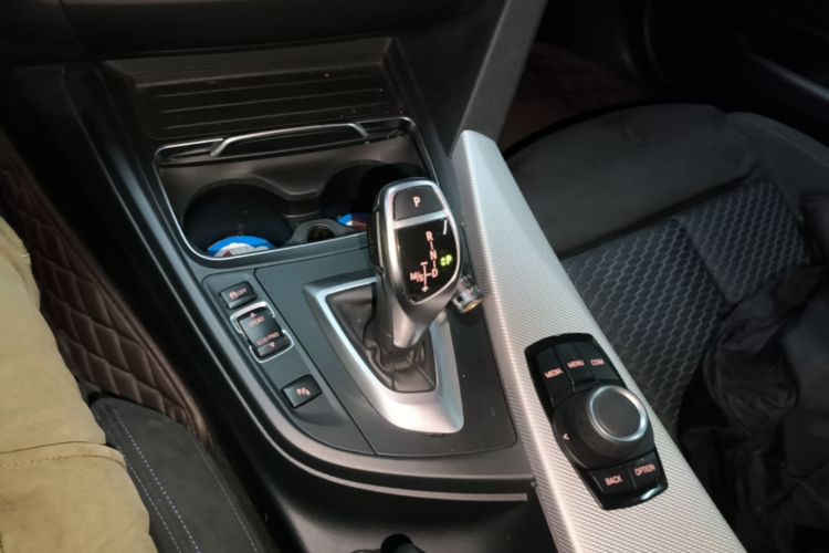 BMW 3 Series 2017 #14 BMW 3 Series 2017 car image #14
