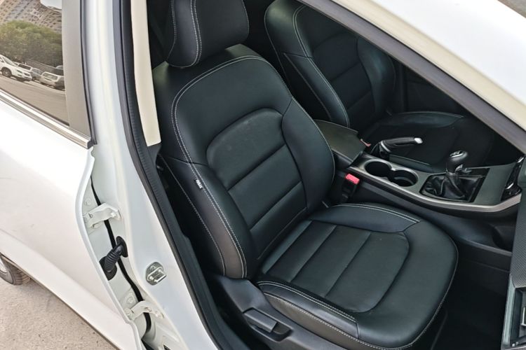 GEELY Emgrand GS 2016 #24 GEELY Emgrand GS 2016 car image #24