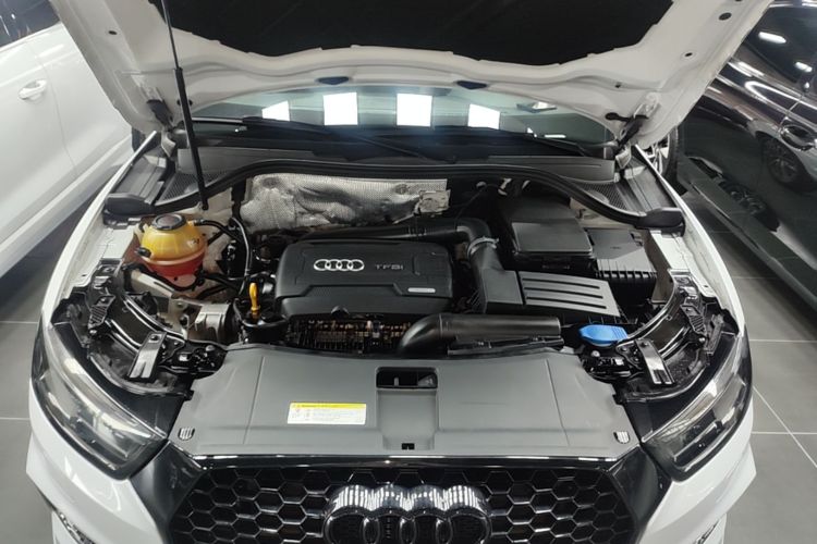 Audi Q3 2019 #20 Audi Q3 2019 car image #20