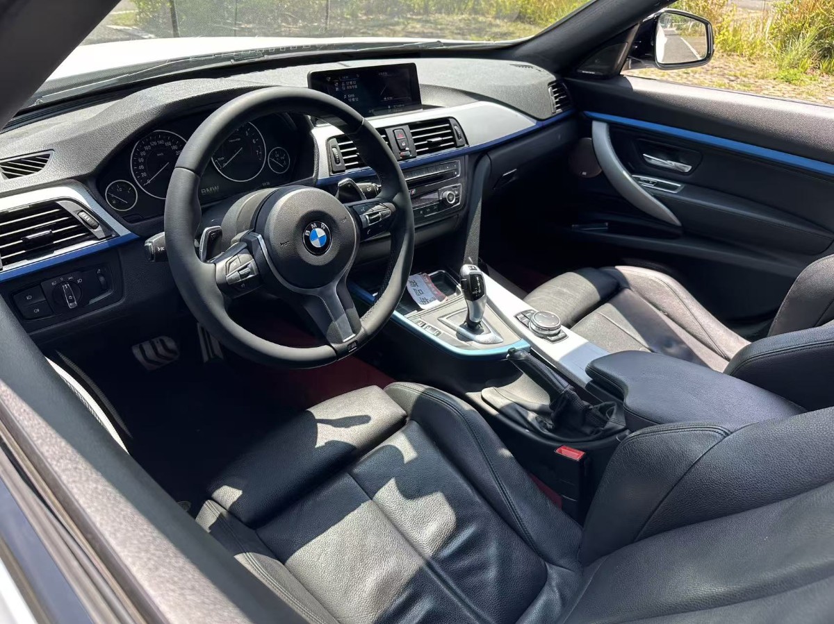 BMW 3 Series GT 2018 صورة سيارة #4