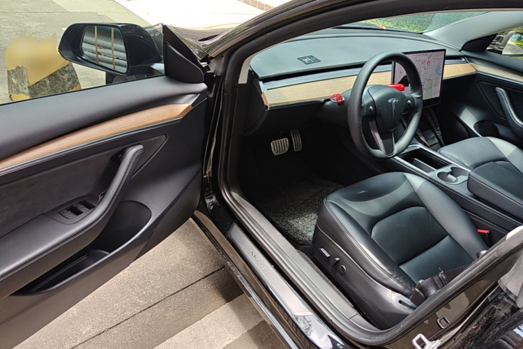 Tesla Model 3 2021 #16 Tesla Model 3 2021 صورة سيارة #16