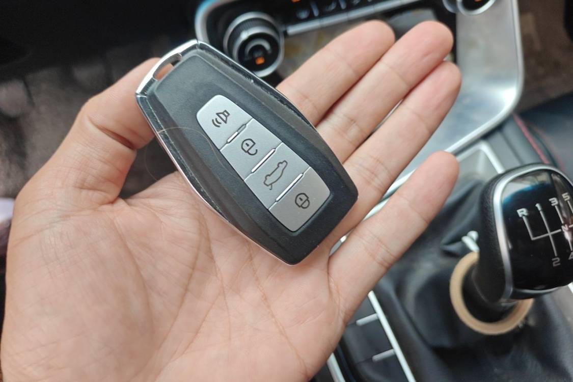 GEELY Binray 2020 #30 GEELY Binray 2020 صورة سيارة #30