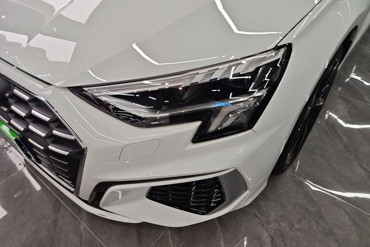 Audi A3 2024 car image #23