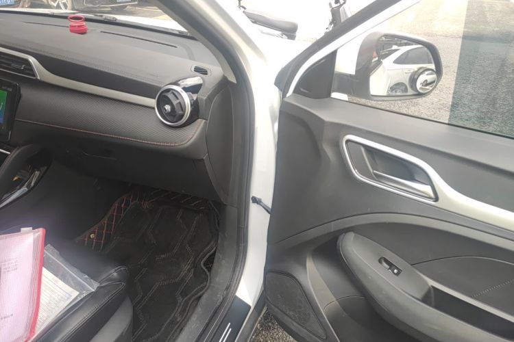 MG ZS 2022 car image #21