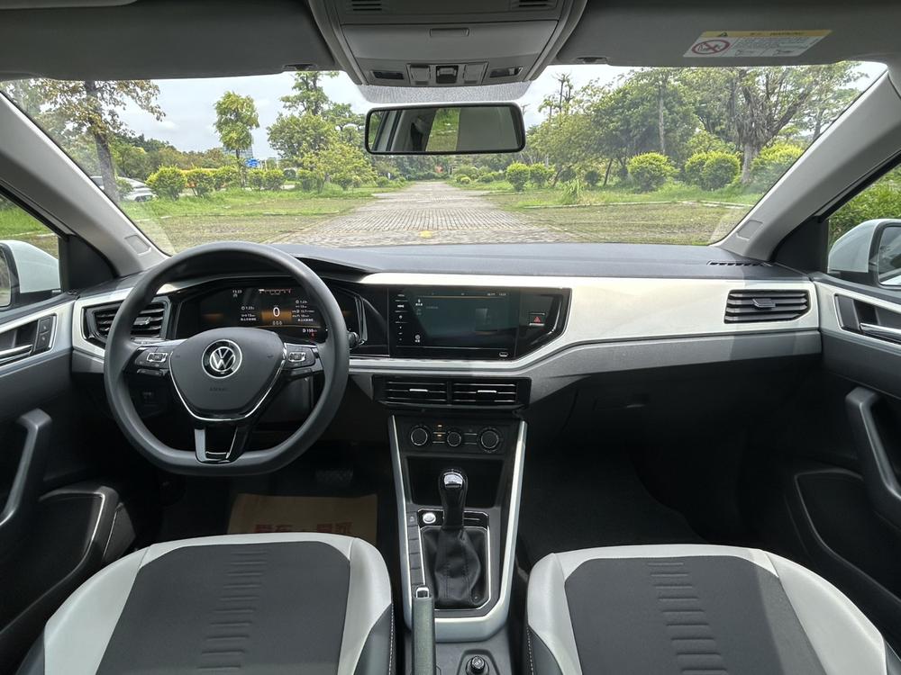 Volkswagen Polo 2023 car image #14