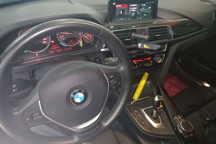 BMW 3 Series 2019 #11 BMW 3 Series 2019 car image #11