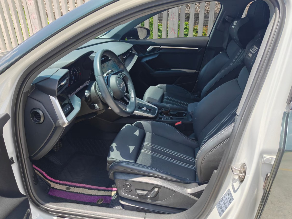 Audi A3 2022 immagine di auto #4