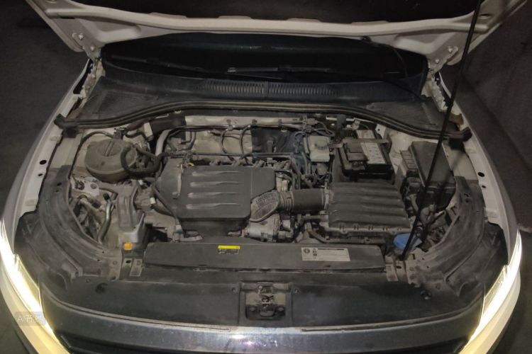 Volkswagen Lavida 2018 car image #22