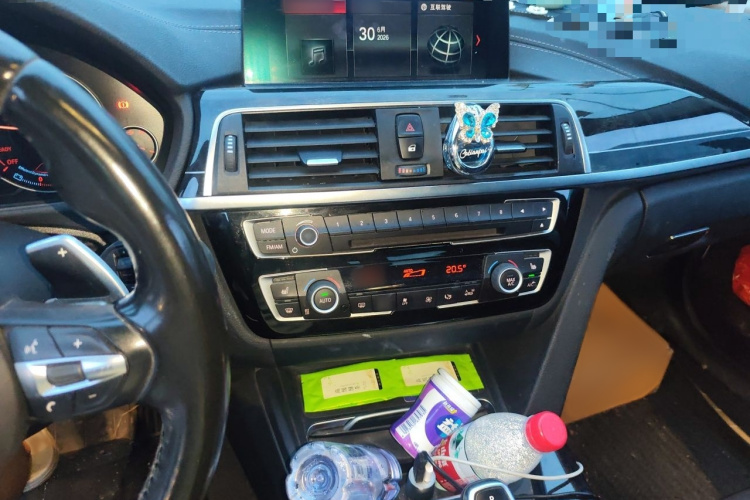 BMW 3 Series 2018 #17 BMW 3 Series 2018 car image #17