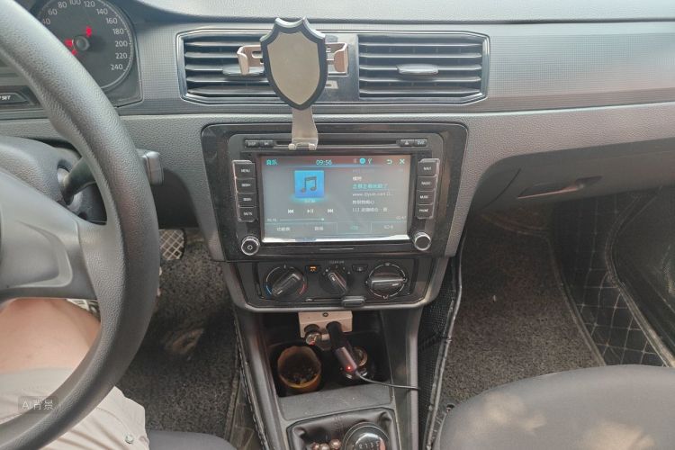 Volkswagen Santana 2017 #15 Volkswagen Santana 2017 car image #15