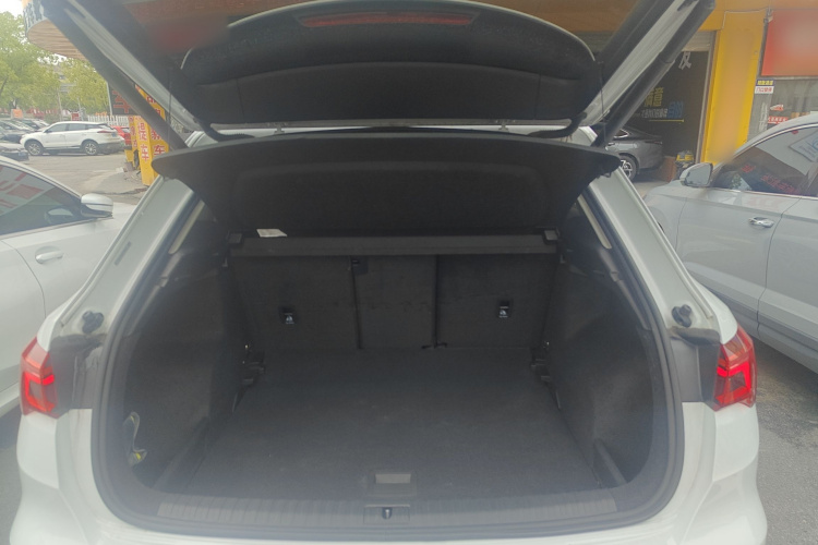 Audi Q3 2023 image de voiture #19