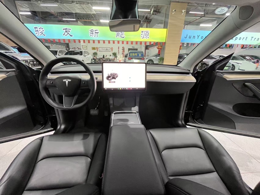 Tesla Model Y 2022 #12 Tesla Model Y 2022 car image #12