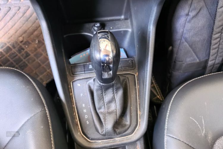 Volkswagen Santana 2021 car image #16