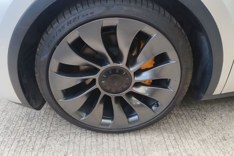 Tesla Model Y 2022 #9 Tesla Model Y 2022 immagine di auto #9