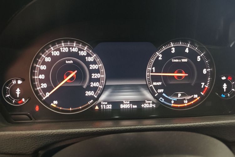BMW 3 Series GT 2021 #12 BMW 3 Series GT 2021 صورة سيارة #12