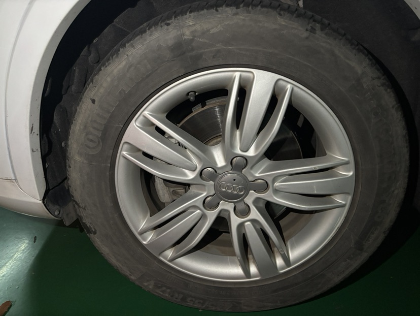 Audi Q3 2014 car image #14