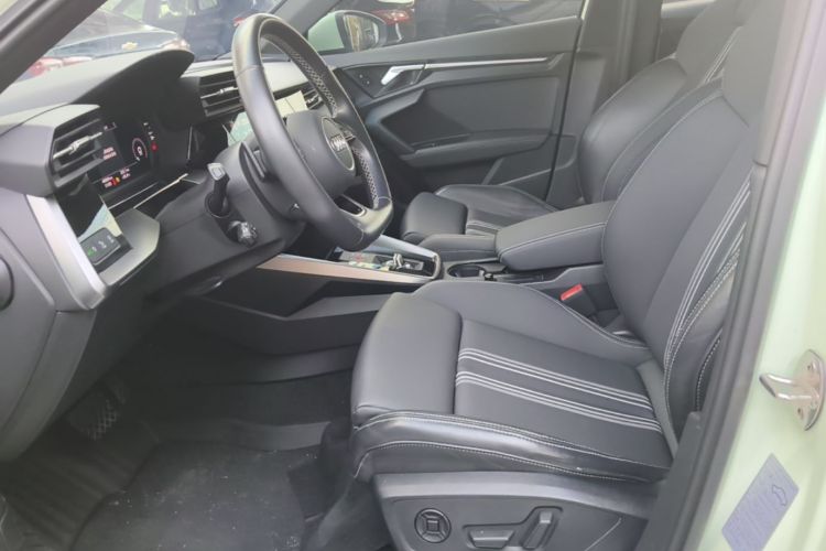 Audi A3 2023 immagine di auto #15