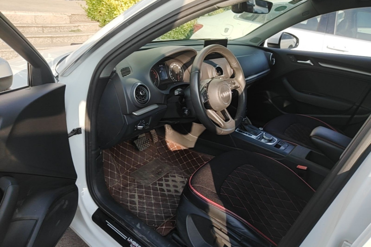 Audi A3 2020 immagine di auto #16