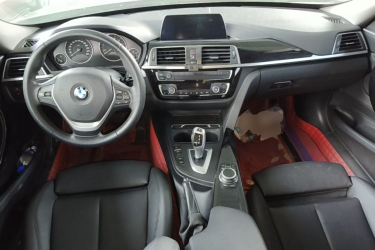 BMW 3 Series GT 2019 изображение автомобиля #10