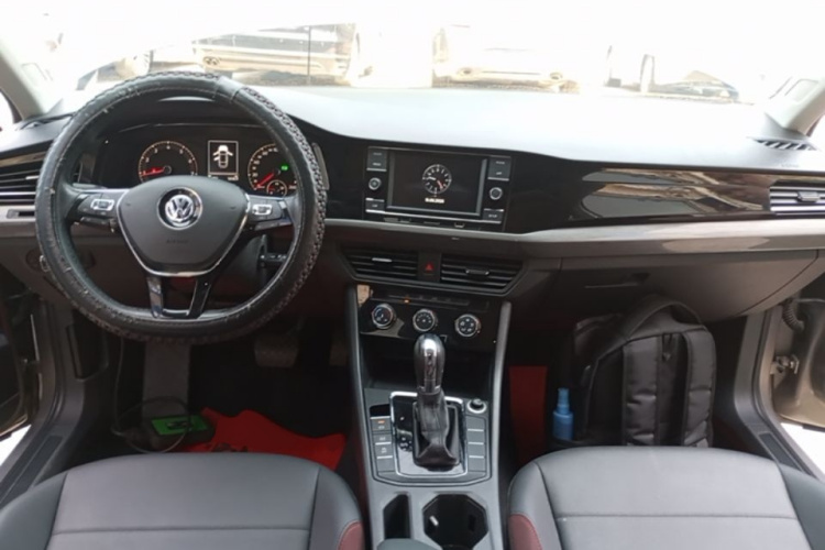 Volkswagen Bora 2019 car image #10