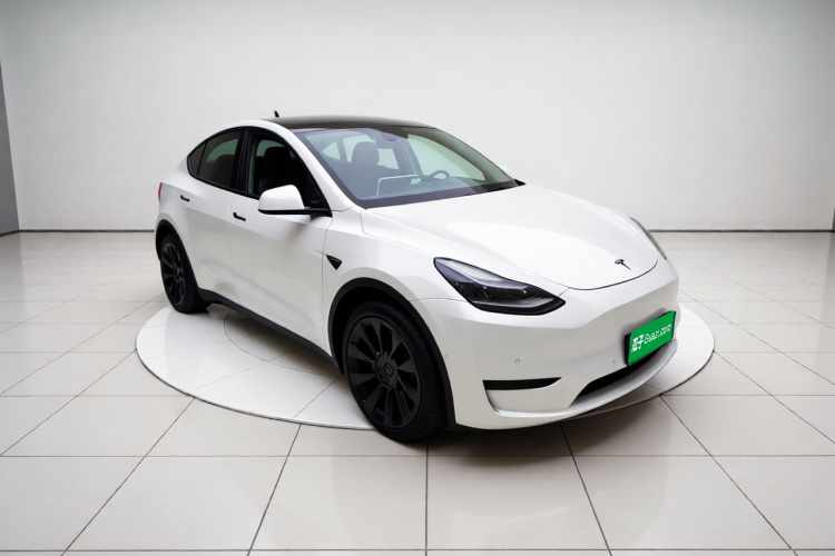 Tesla Model Y 2022 #4 Tesla Model Y 2022 car image #4