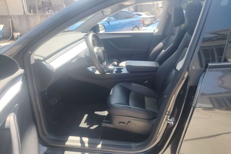 Tesla Model Y 2024 #15 Tesla Model Y 2024 immagine di auto #15
