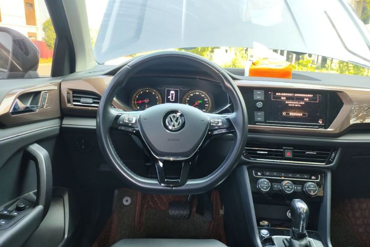 Volkswagen Tharu 2019 #11 Volkswagen Tharu 2019 car image #11