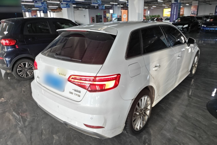 Audi A3 2017 car image #7