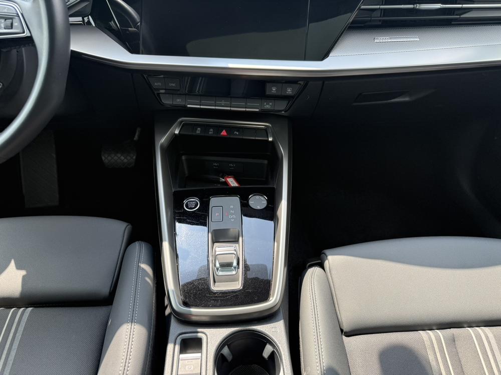 Audi A3 2024 immagine di auto #11