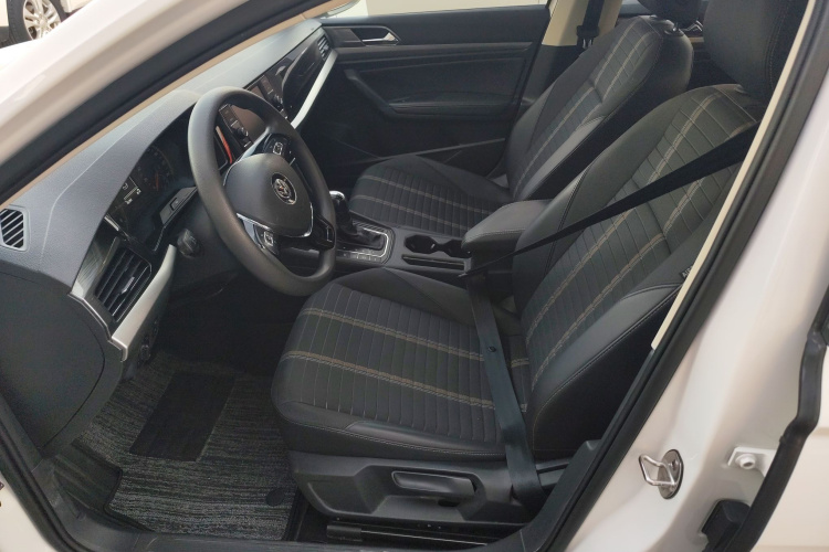 Volkswagen Lavida 2019 #19 Volkswagen Lavida 2019 car image #19