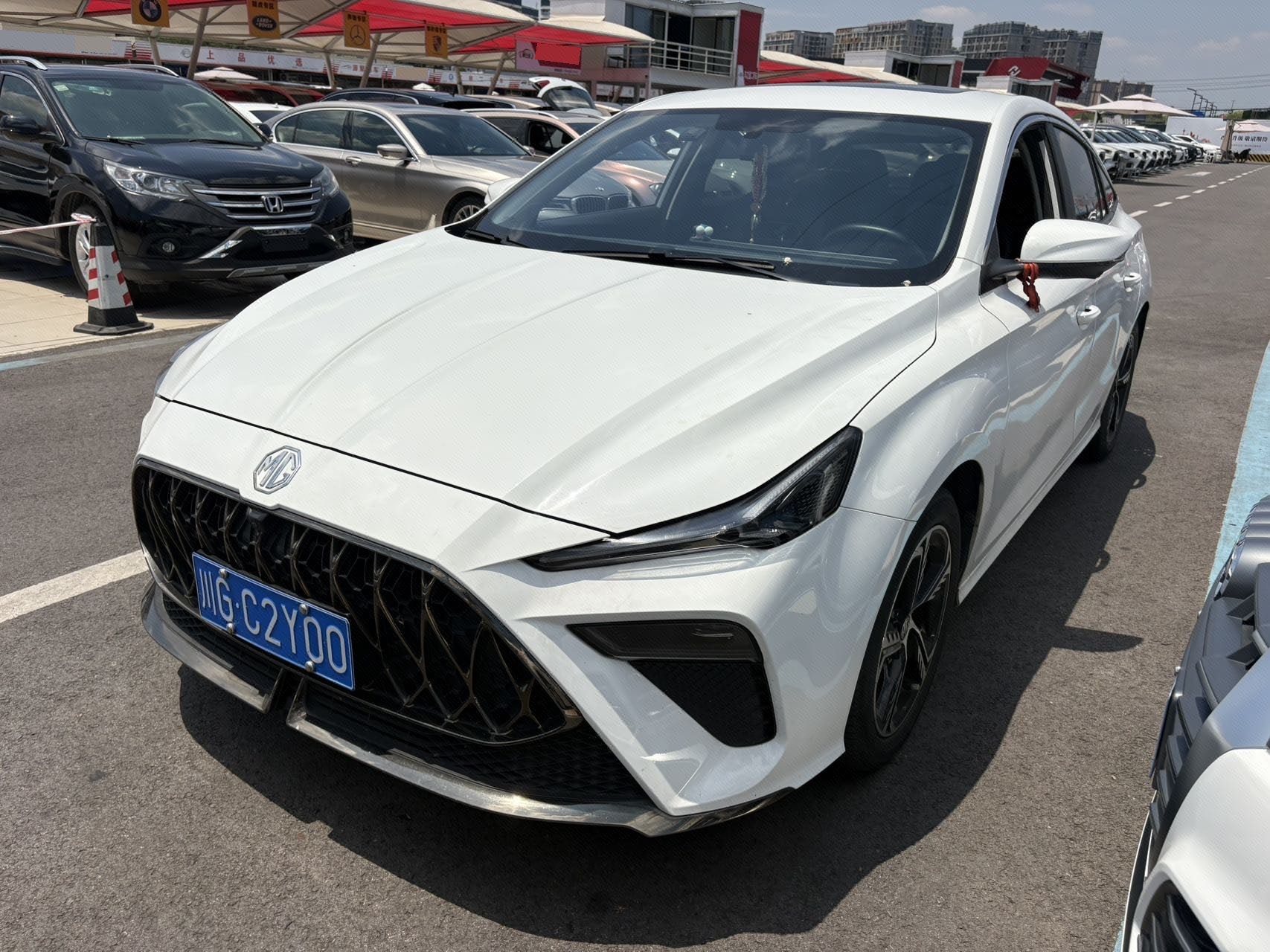 MG 5 2022 immagine di auto 