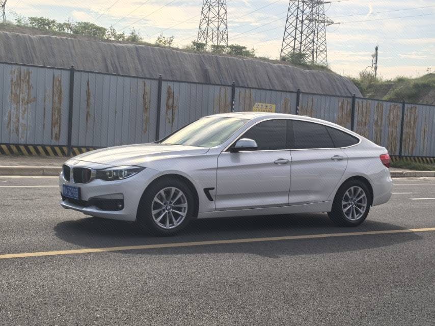 BMW 3 Series GT 2017 BMW 3 Series GT 2017 car image