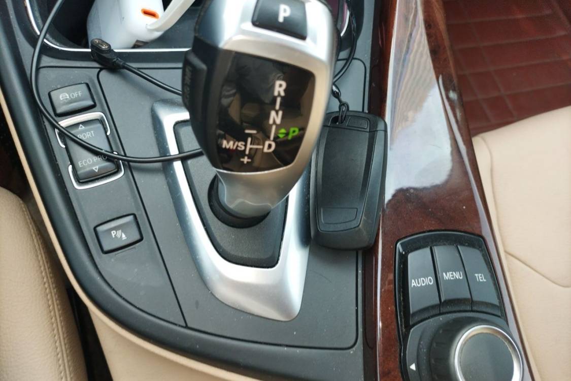 BMW 3 Series 2012 #27 BMW 3 Series 2012 car image #27