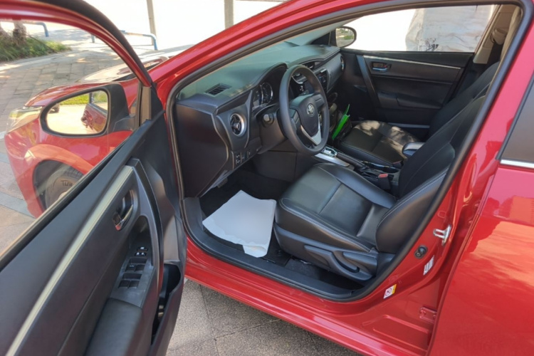 Toyota Corolla 2017 #16 Toyota Corolla 2017 car image #16