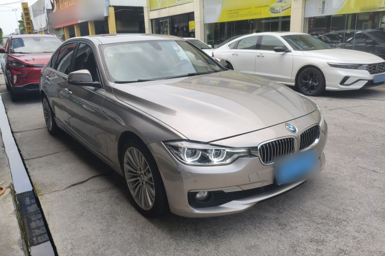 BMW 3 Series 2018 #4 BMW 3 Series 2018 car image #4