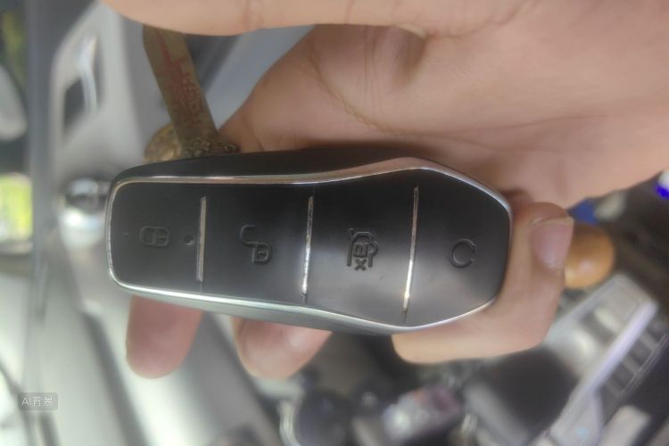BYD Yuan Pro 2021 #10 BYD Yuan Pro 2021 car image #10