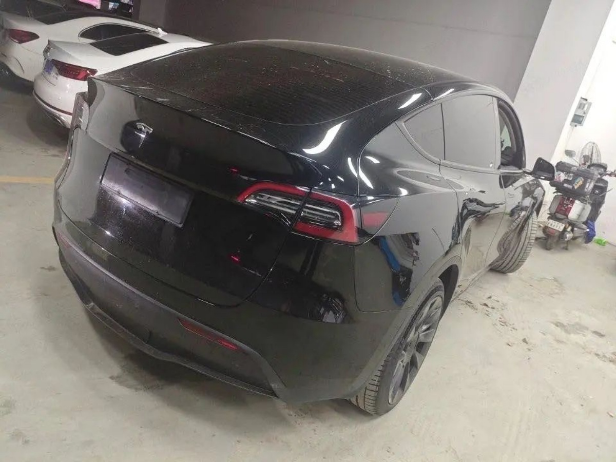 Tesla Model Y 2022 #3 Tesla Model Y 2022 car image #3