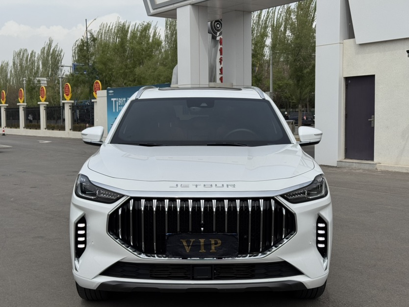 Jetour X70 PLUS 2023 car image #2