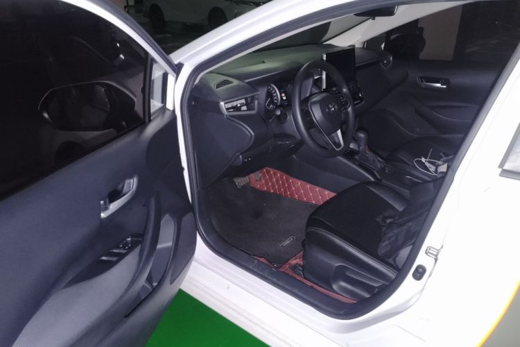 Toyota Corolla 2021 car image #9