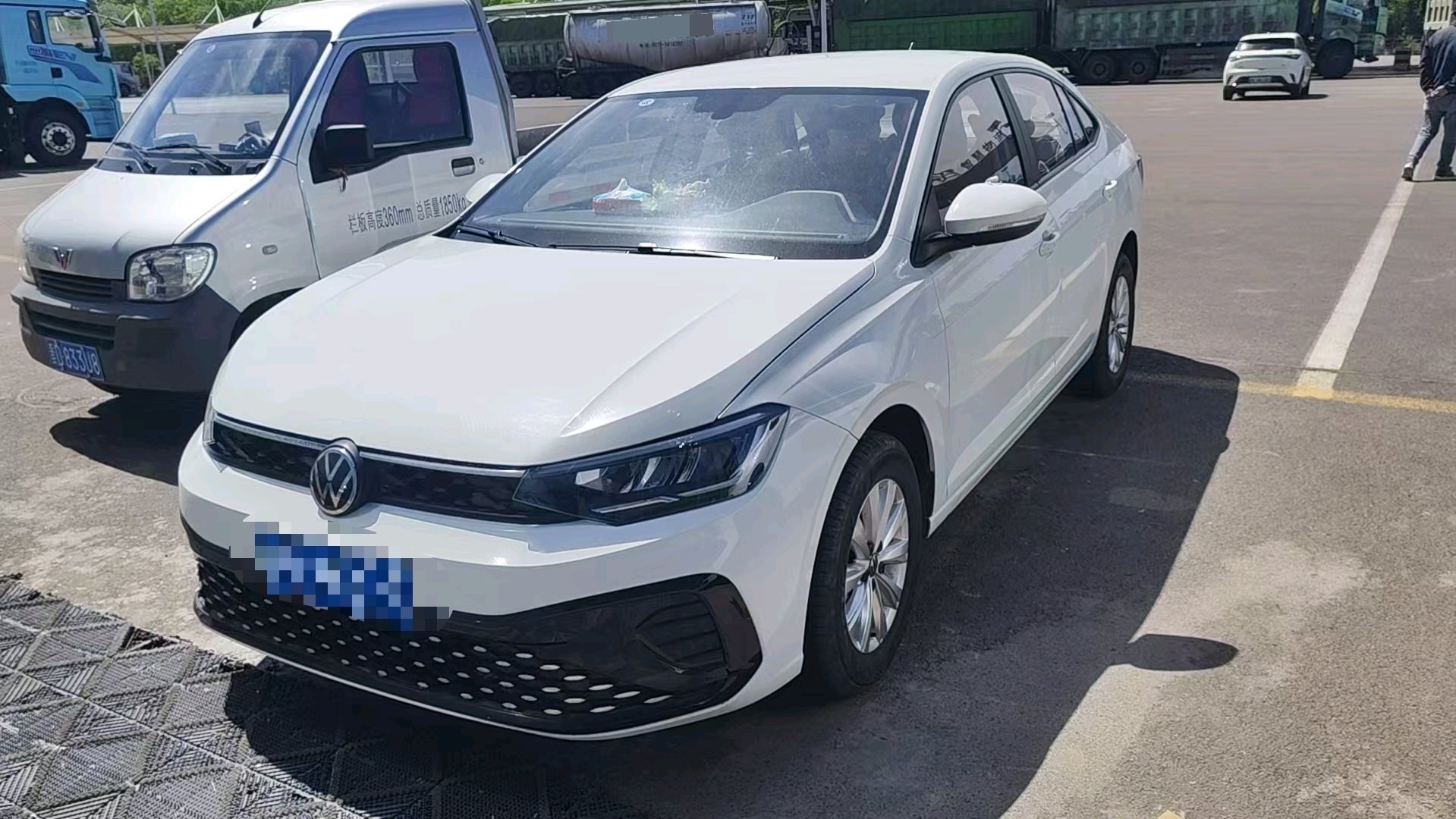Volkswagen Lavida 2024 car image 
