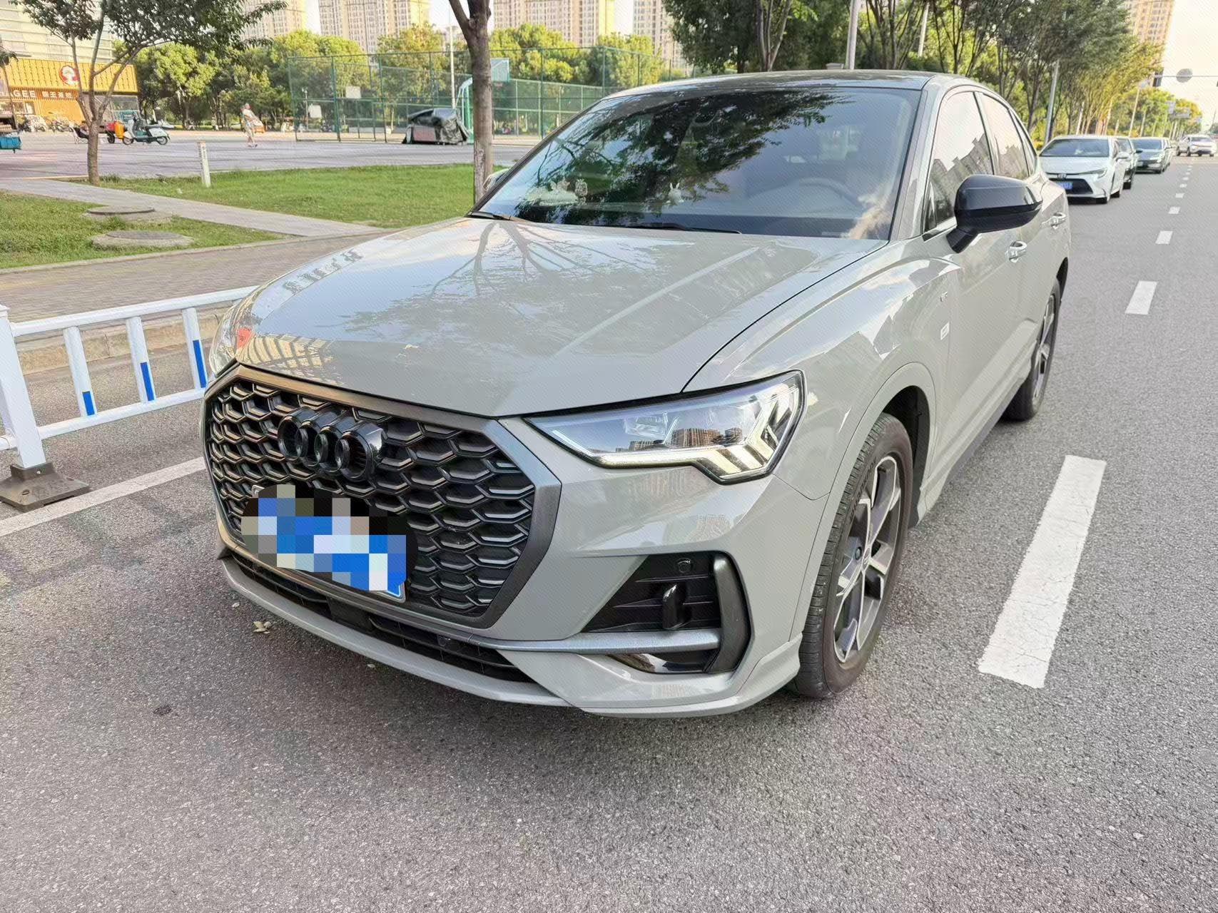 Audi Q3 Sportback 2024 Audi Q3 Sportback 2024 car image