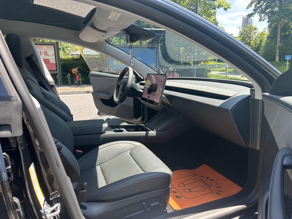 Tesla Model 3 2025 #10 Tesla Model 3 2025 car image #10