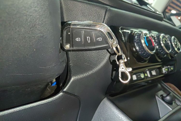 Toyota Vios 2021 car image #9