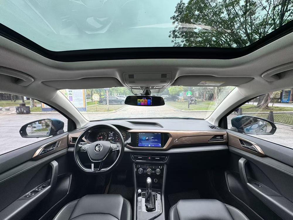 Volkswagen Tharu 2020 immagine di auto #9