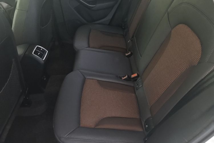 Audi Q3 2017 #13 Audi Q3 2017 car image #13