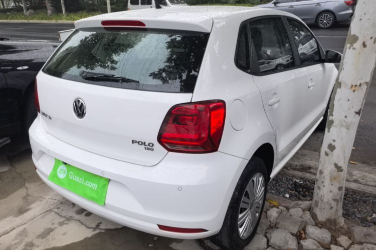 Volkswagen Polo 2017 car image #7