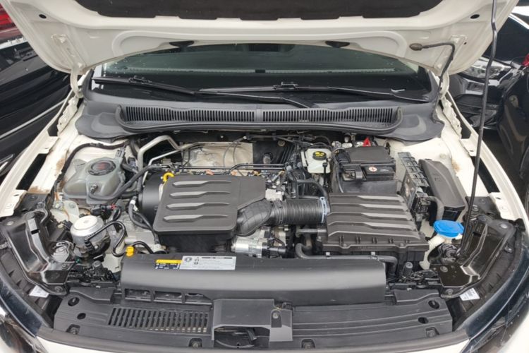 Volkswagen Polo 2021 car image #22